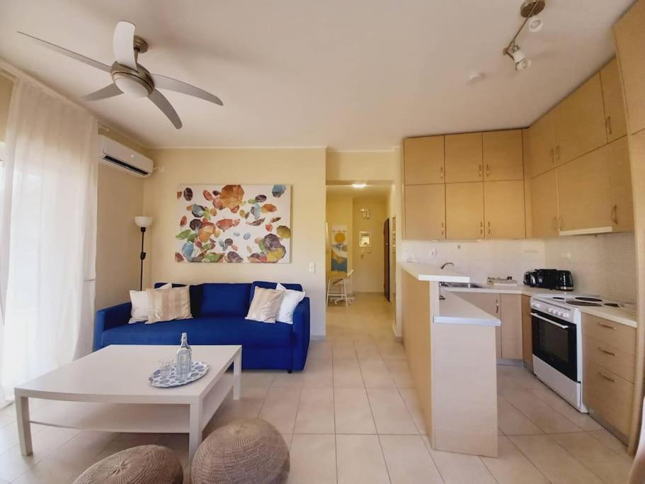 Blue -Spacious 1Bdr Corner Flat/Balcony/View Apartamento Atenas Exterior foto