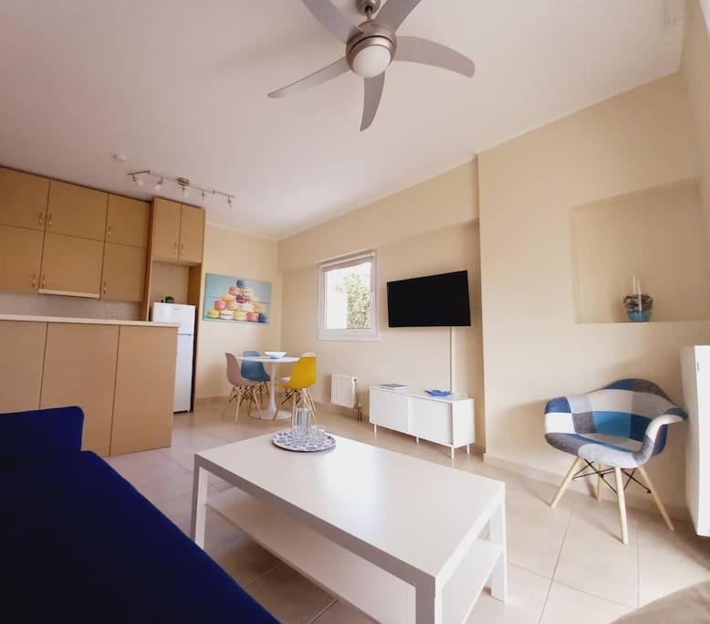 Blue -Spacious 1Bdr Corner Flat/Balcony/View Apartamento Atenas Exterior foto